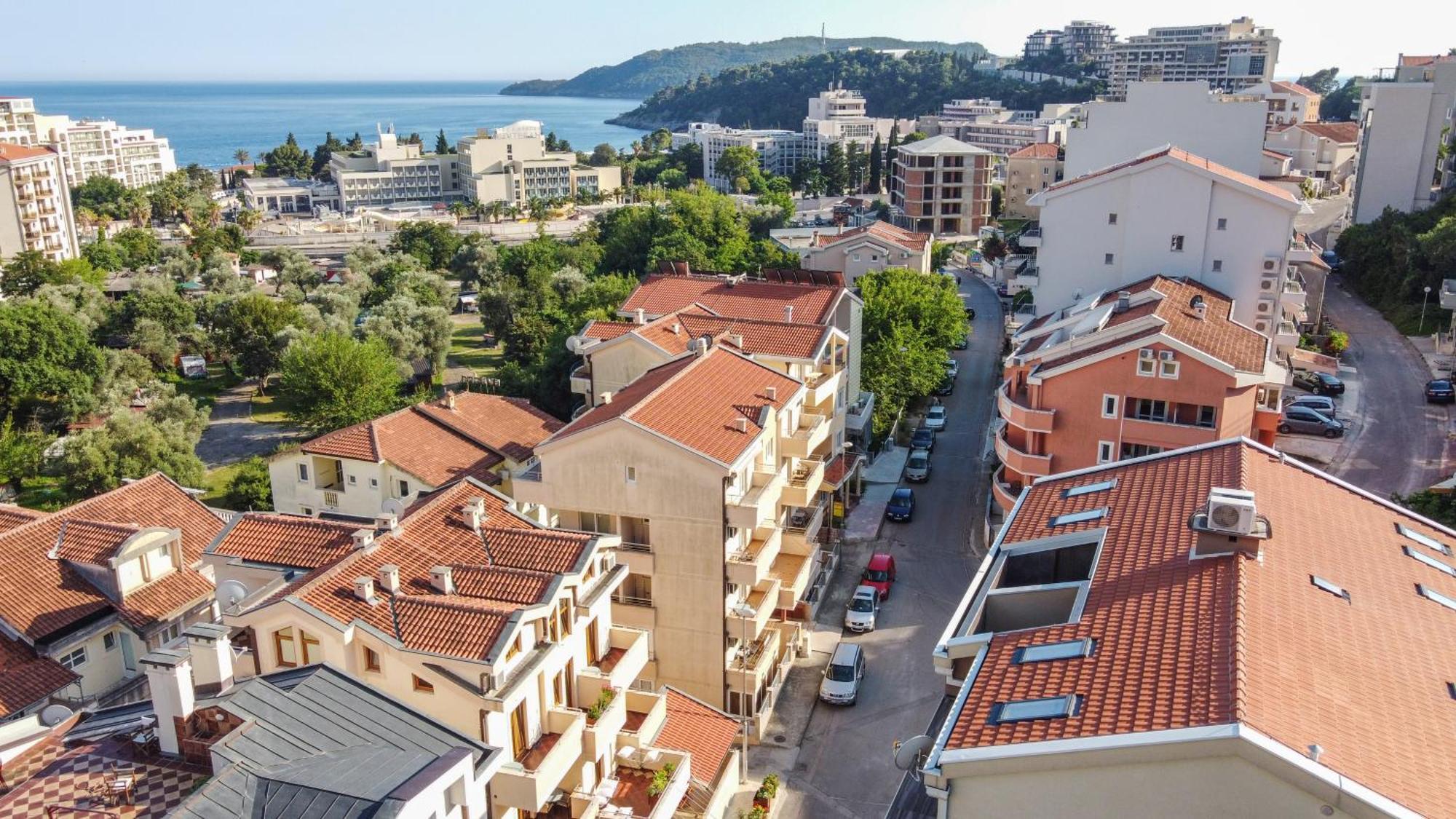 Bel Mare Apartments Budva Bagian luar foto